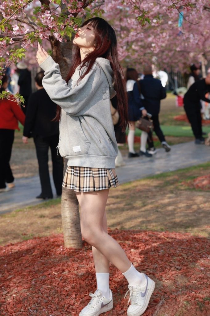 图片[4]-织梦映像 少女与樱-完整版 [298P/1V/5.63G]-像素集