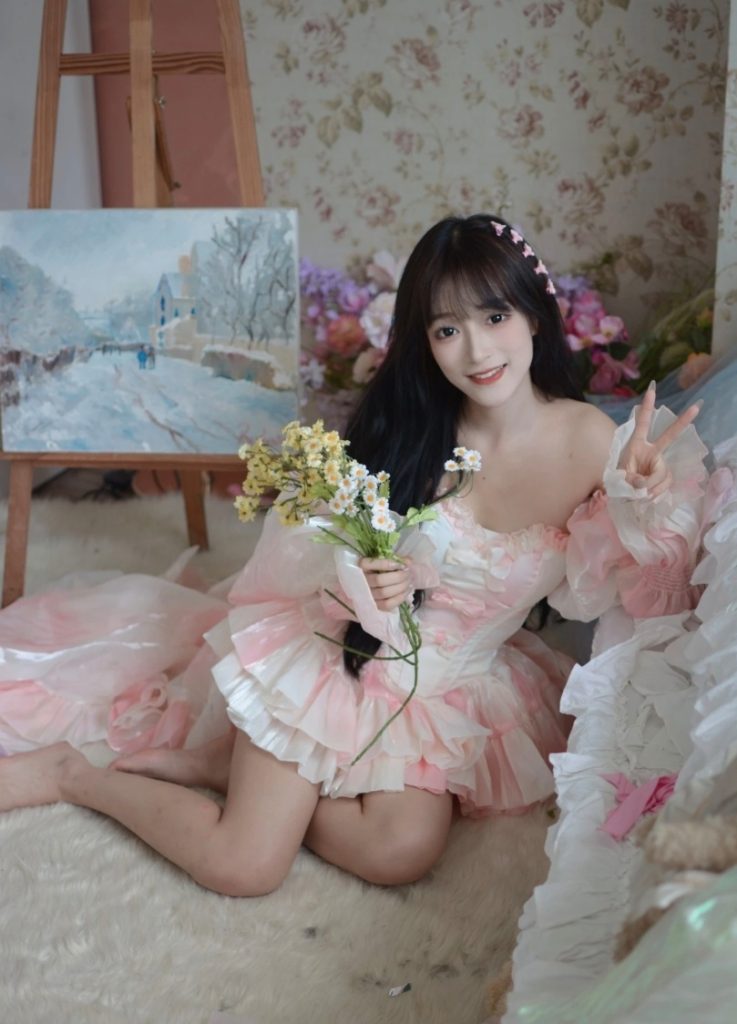 织梦映像 细嗅蔷薇-卷幔花丛衬罗衣 完整版 [299P/1V/9.19G]-像素集