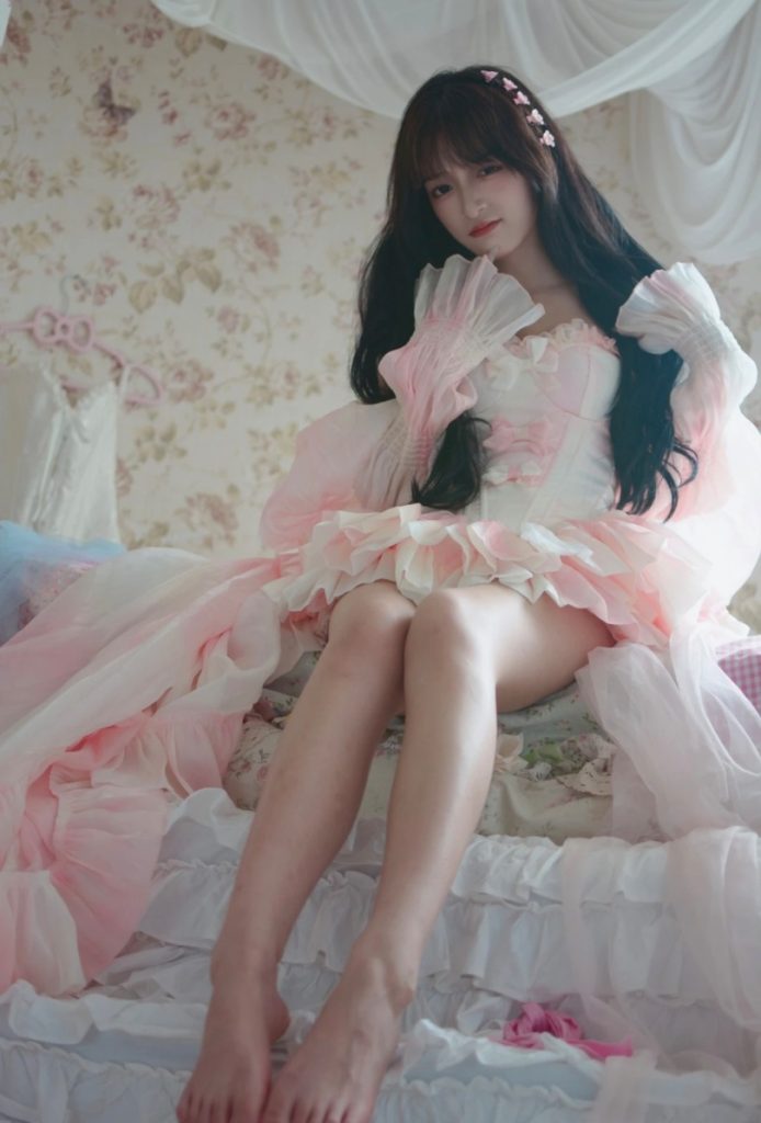 图片[3]-织梦映像 细嗅蔷薇-卷幔花丛衬罗衣 完整版 [299P/1V/9.19G]-像素集